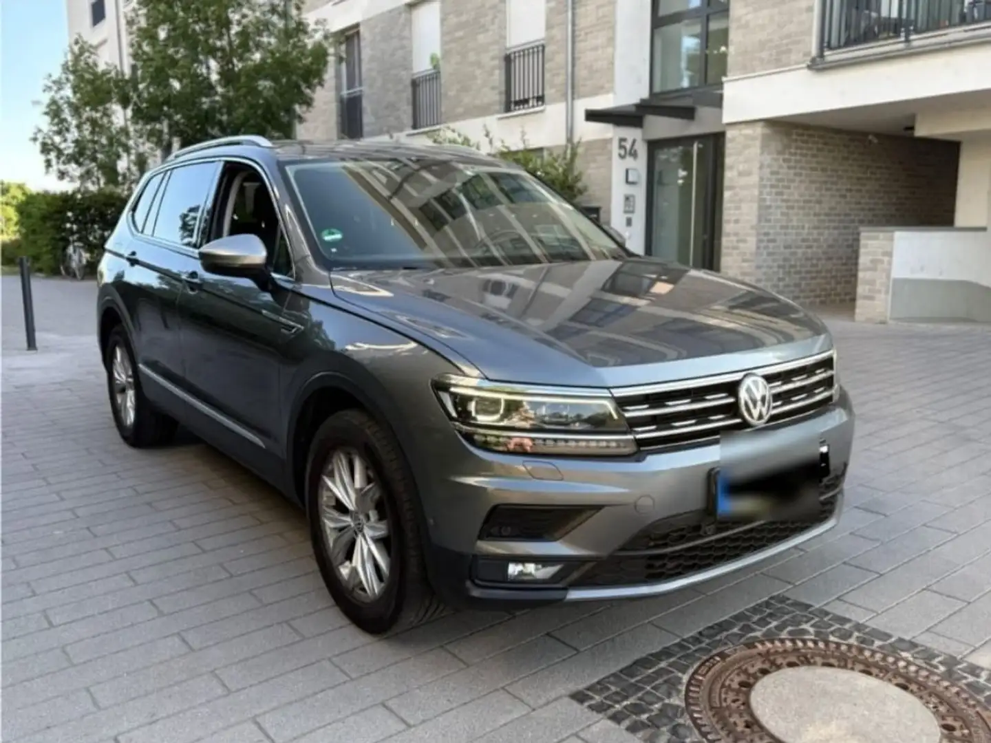 Volkswagen Tiguan Allspace 7-Sitzer DSG 360°Kamera - 2