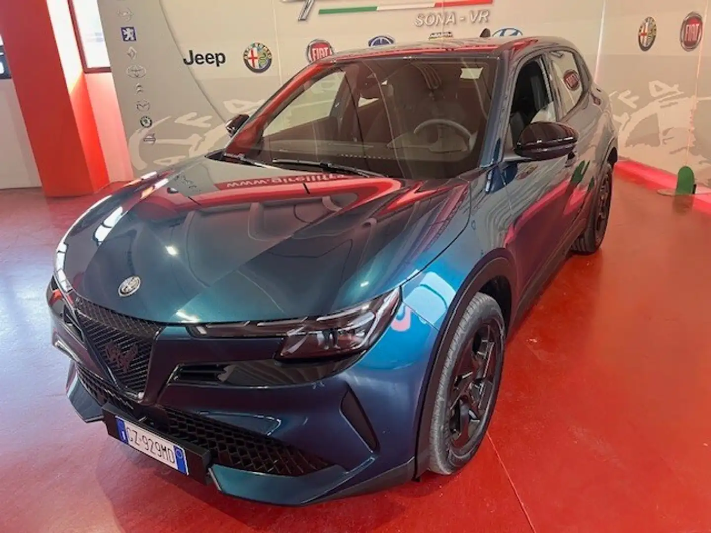 Alfa Romeo Junior Junior 1.2 136 CV Hybrid eDCT6 Blau - 2