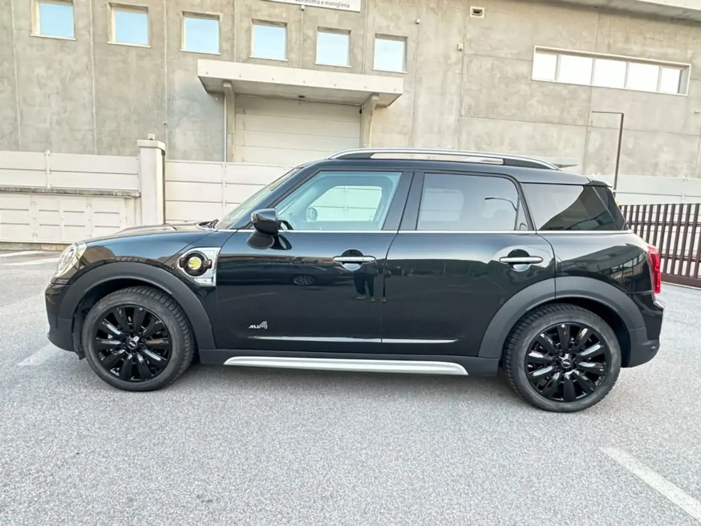 MINI Cooper SE Countryman 1.5 Business ALL4 4WD Noir - 2