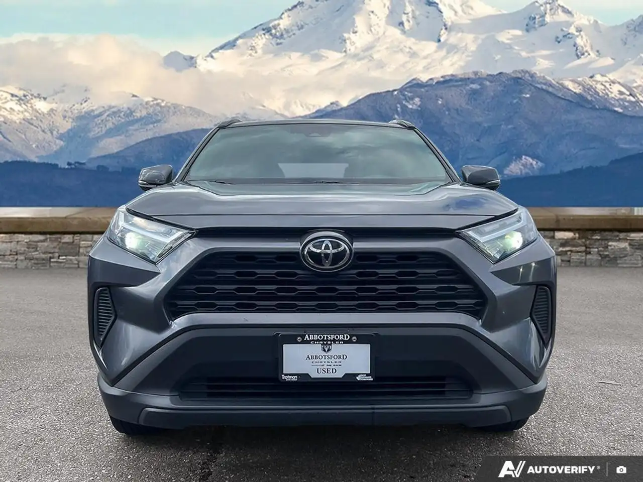 Toyota RAV 4 снимка Toyota RAV 4