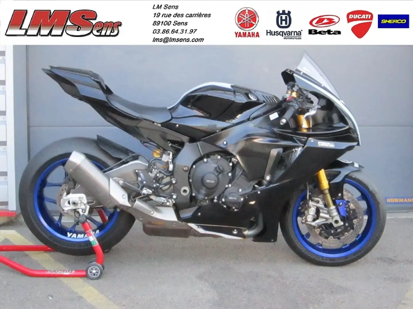 Yamaha YZF 1000 Noir - 1