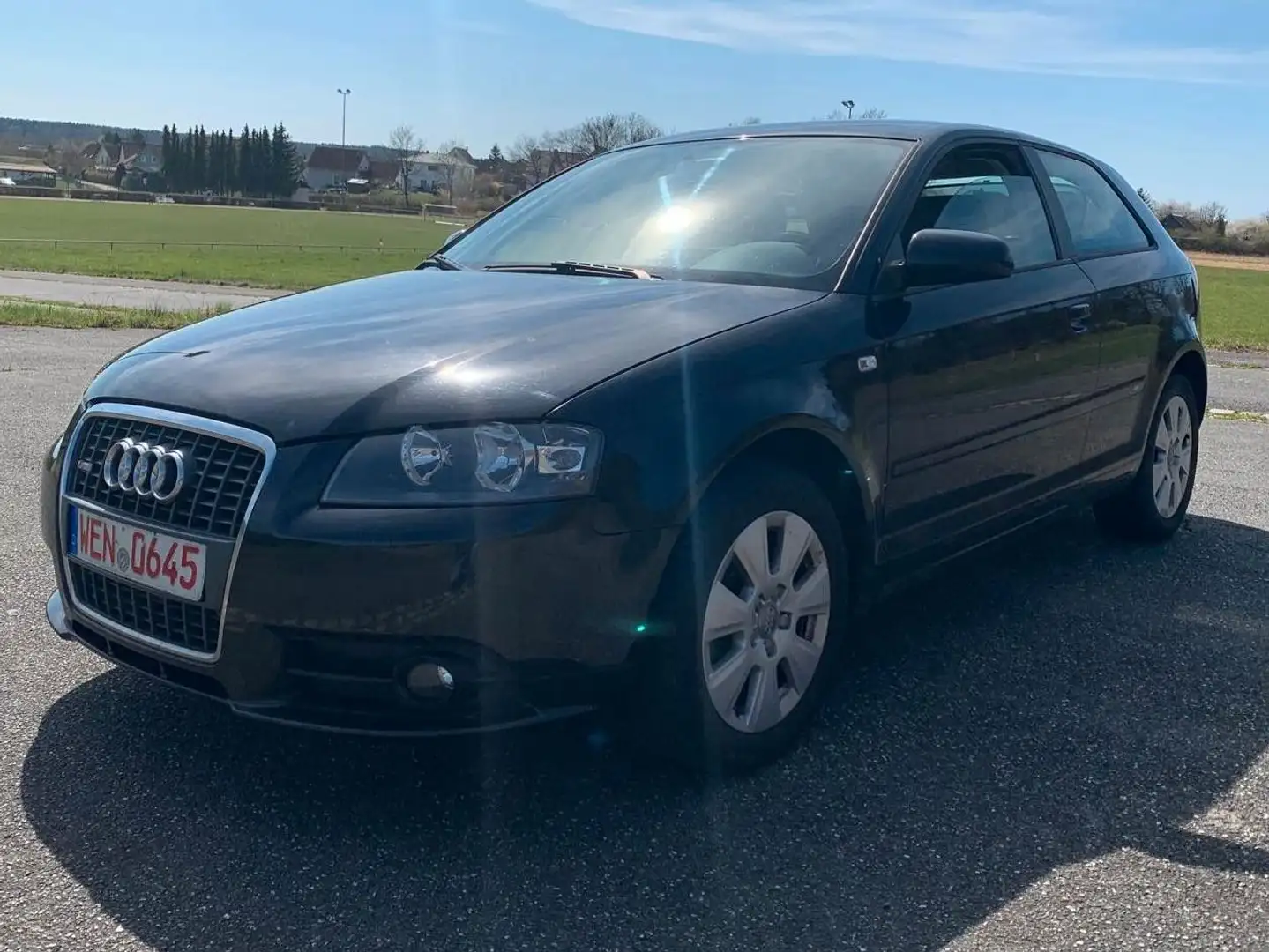 Audi A3 1.6 *SLINE*KLIMAAUTO*3.HAND*SPORT Schwarz - 1