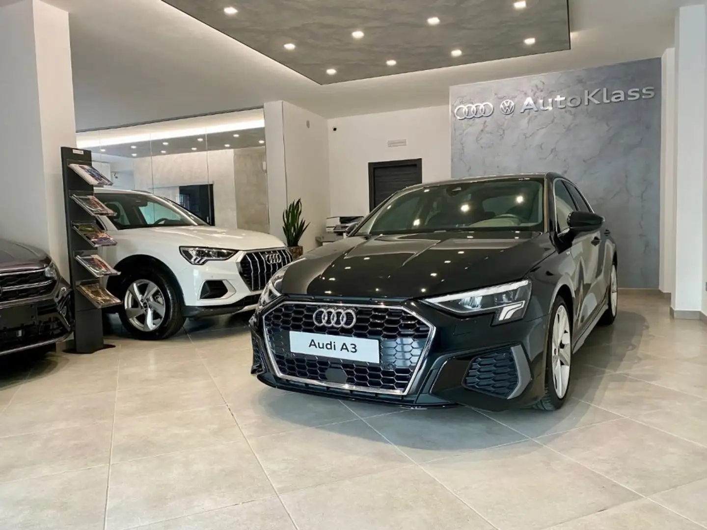 Audi A3 SPB 30 TDI S tronic S line PRIMA SCELTA PLUS Nero - 2