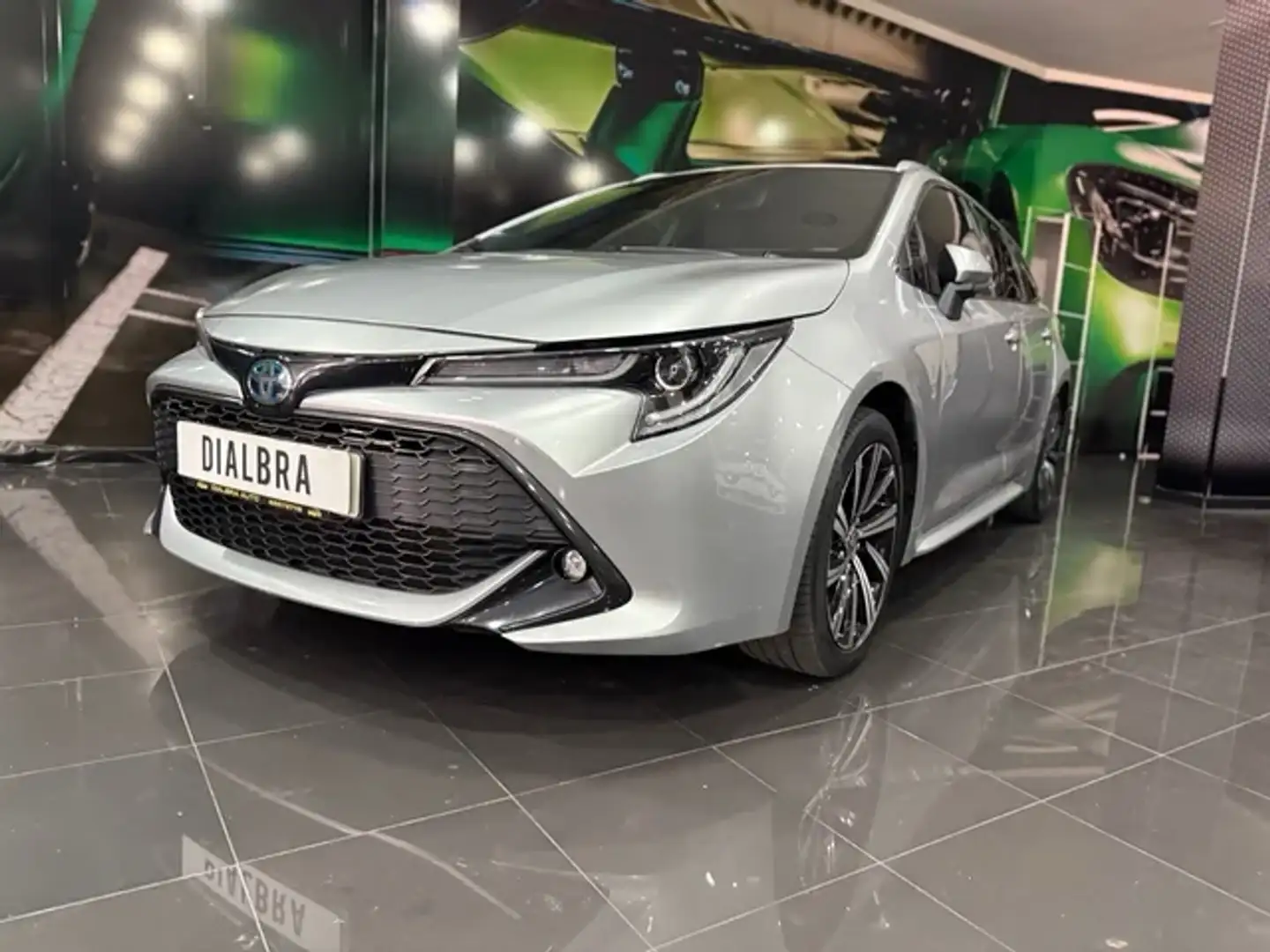 Toyota Corolla Touring Sports 180H Style Gris - 2