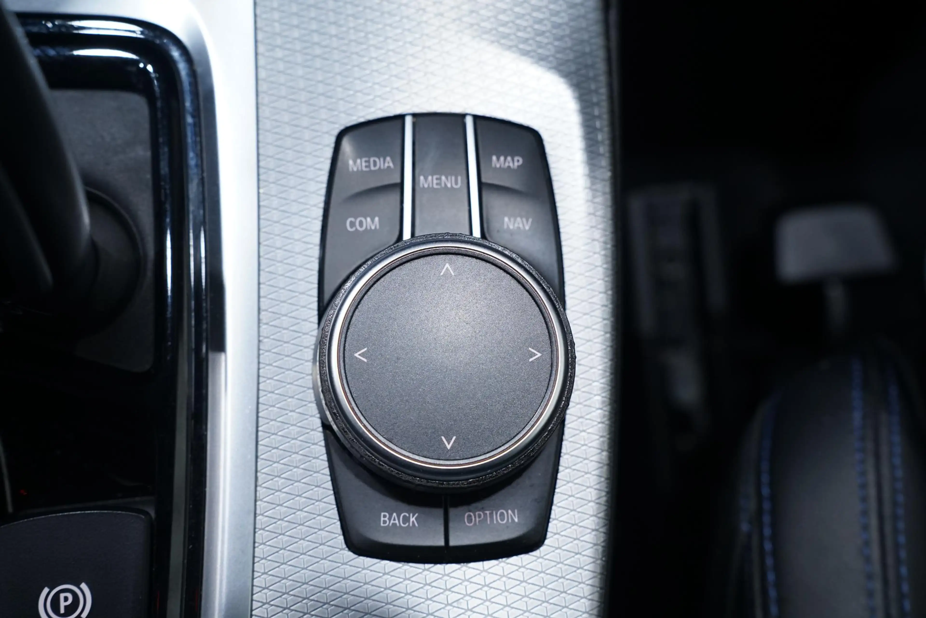 BMW X4 xDrive20i M Sport Nap Apple Carplay Leder 21 Inch — photo 31