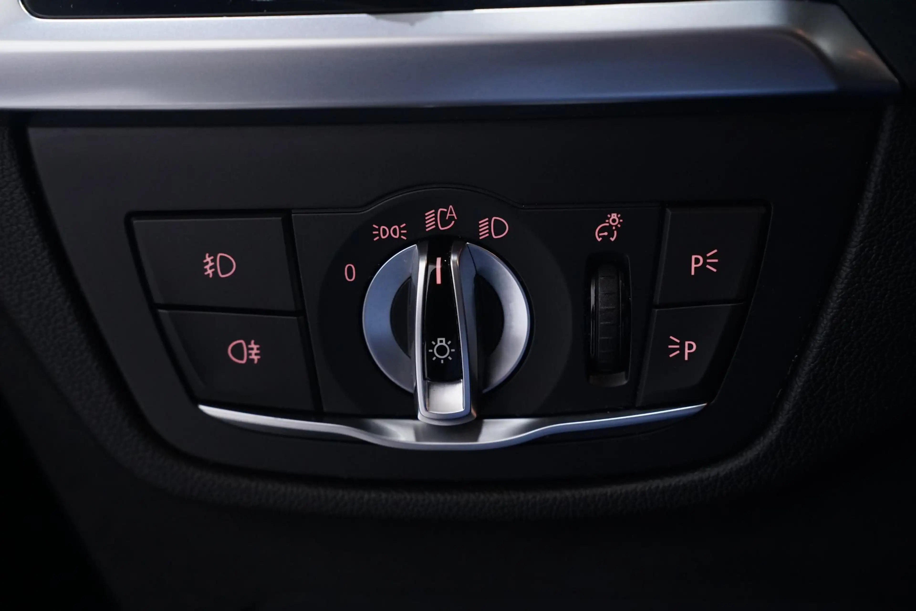 BMW X4 xDrive20i M Sport Nap Apple Carplay Leder 21 Inch — photo 29