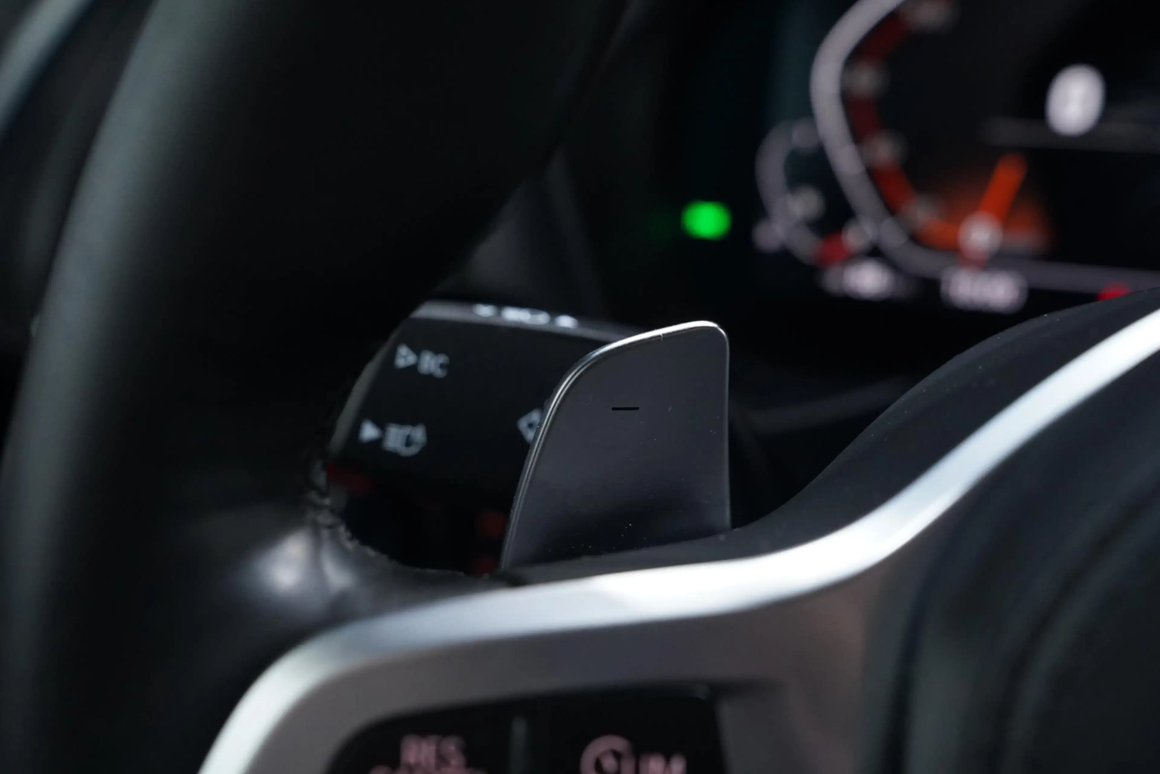 BMW X4 xDrive20i M Sport Nap Apple Carplay Leder 21 Inch — photo 26
