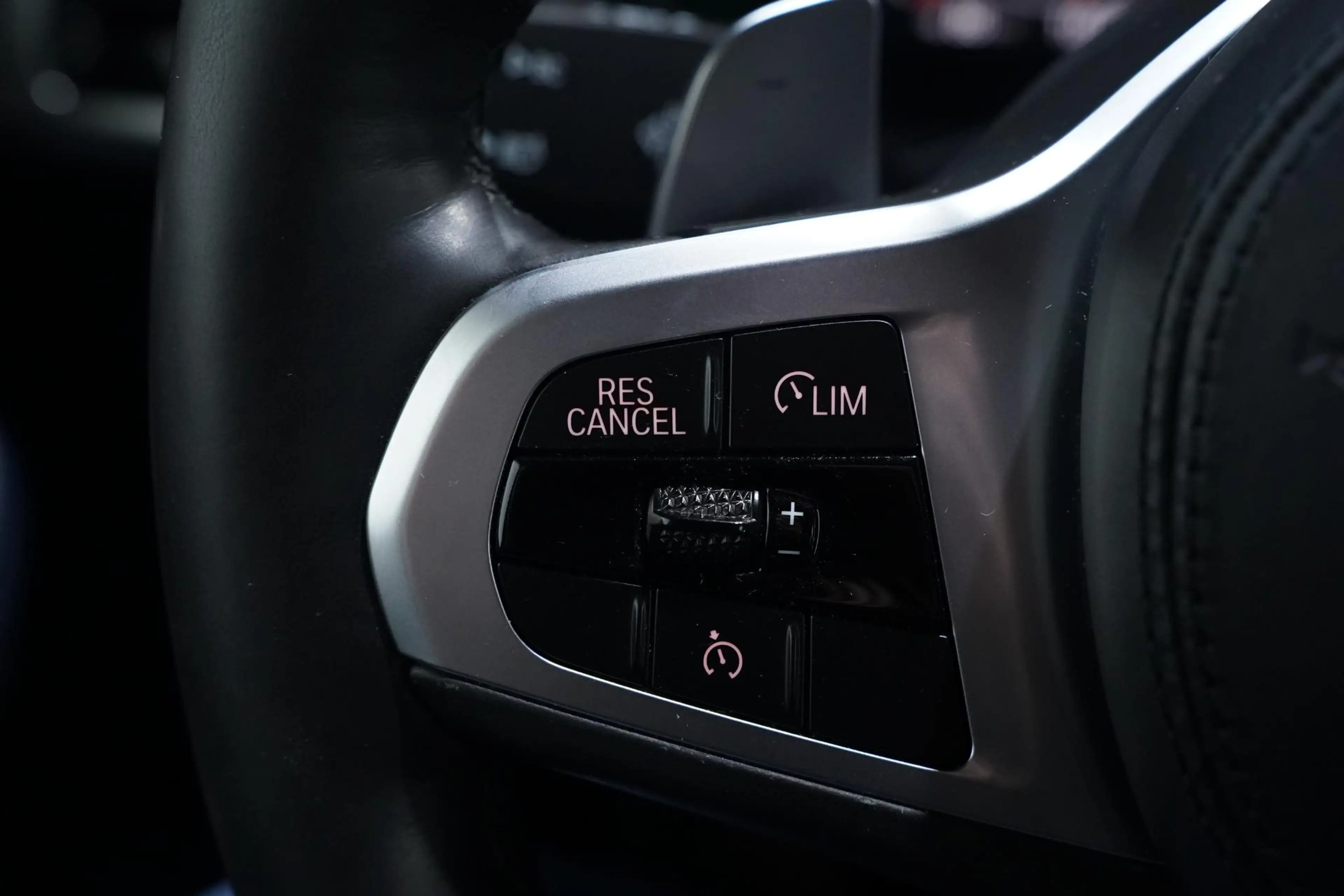 BMW X4 xDrive20i M Sport Nap Apple Carplay Leder 21 Inch — photo 25