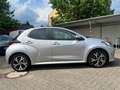 Toyota Yaris Hybrid Teamplayer Safety- & Comfortpaket Silber - thumbnail 4