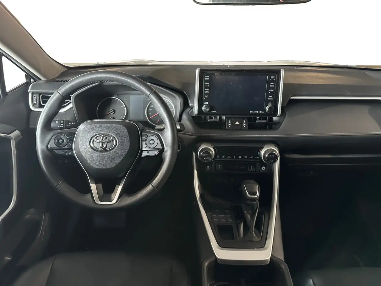 Toyota RAV 4 снимка Toyota RAV 4