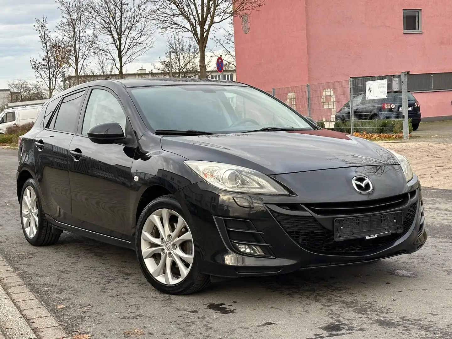 Mazda 3 Lim. 1.6 Benzin Active Plus Schwarz - 1
