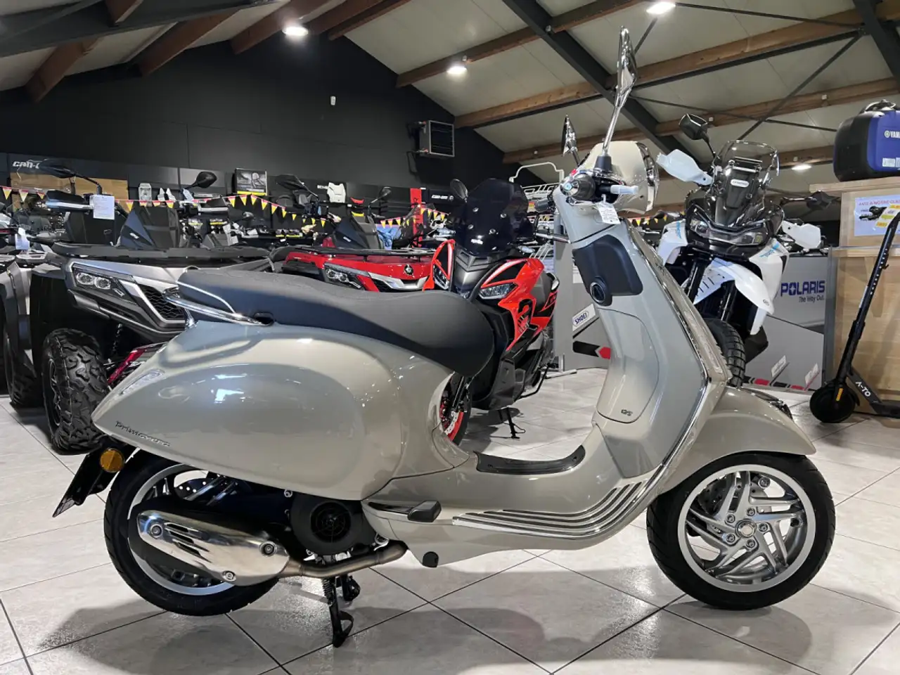 Vespa Primavera 125