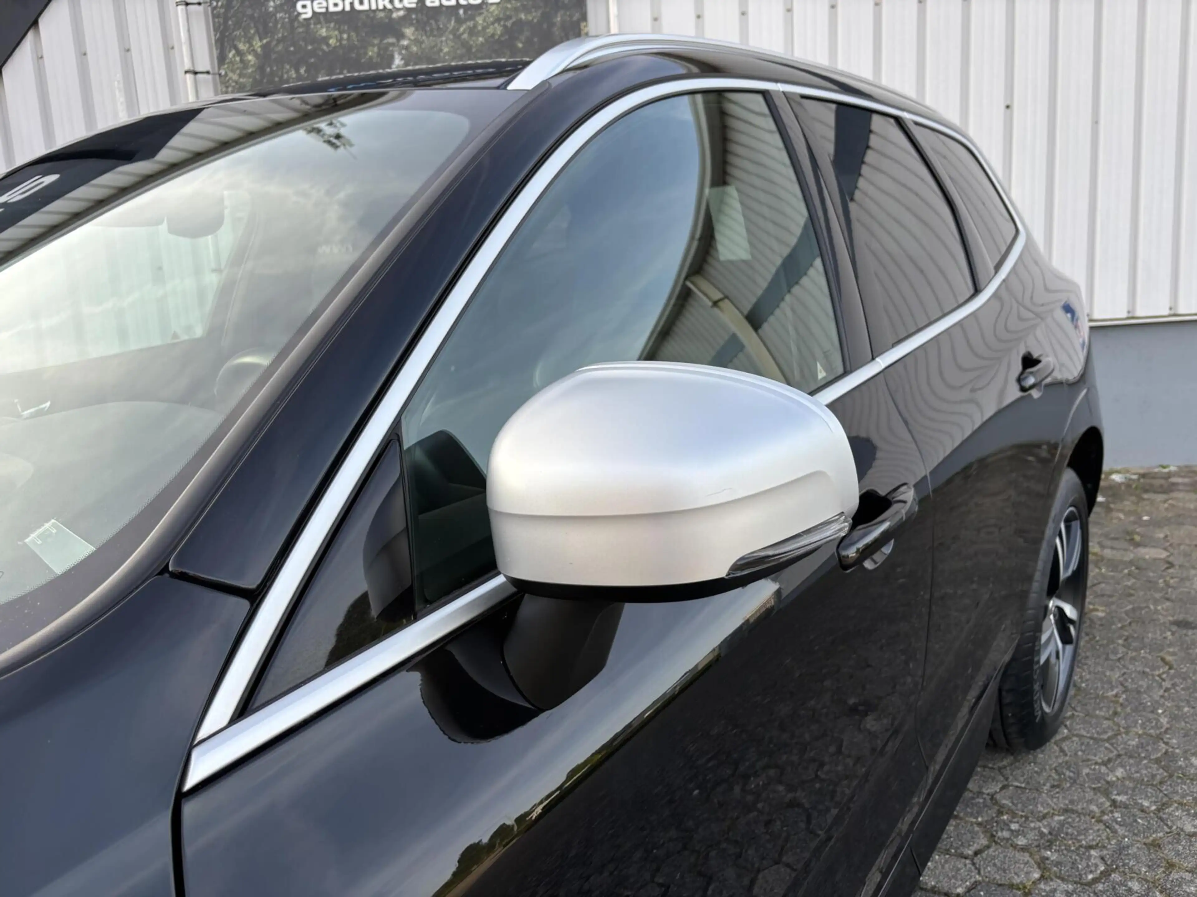 Volvo XC60 2.0 T4 Inscription R-Design | Harman & Kardon | Tr — photo 33