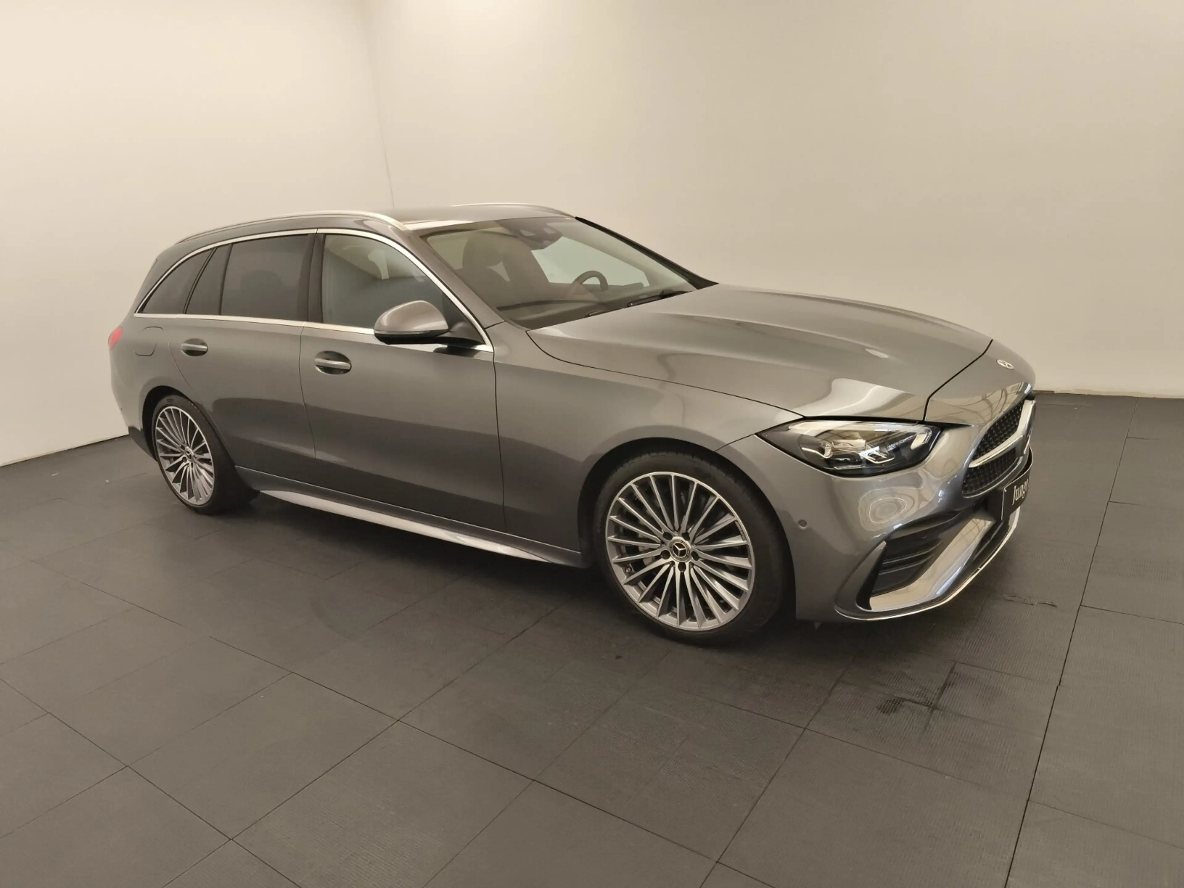 Mercedes-Benz C 300 C 300 T d AMG Advanced+ FahrassiPlus Burmester LED — photo 4