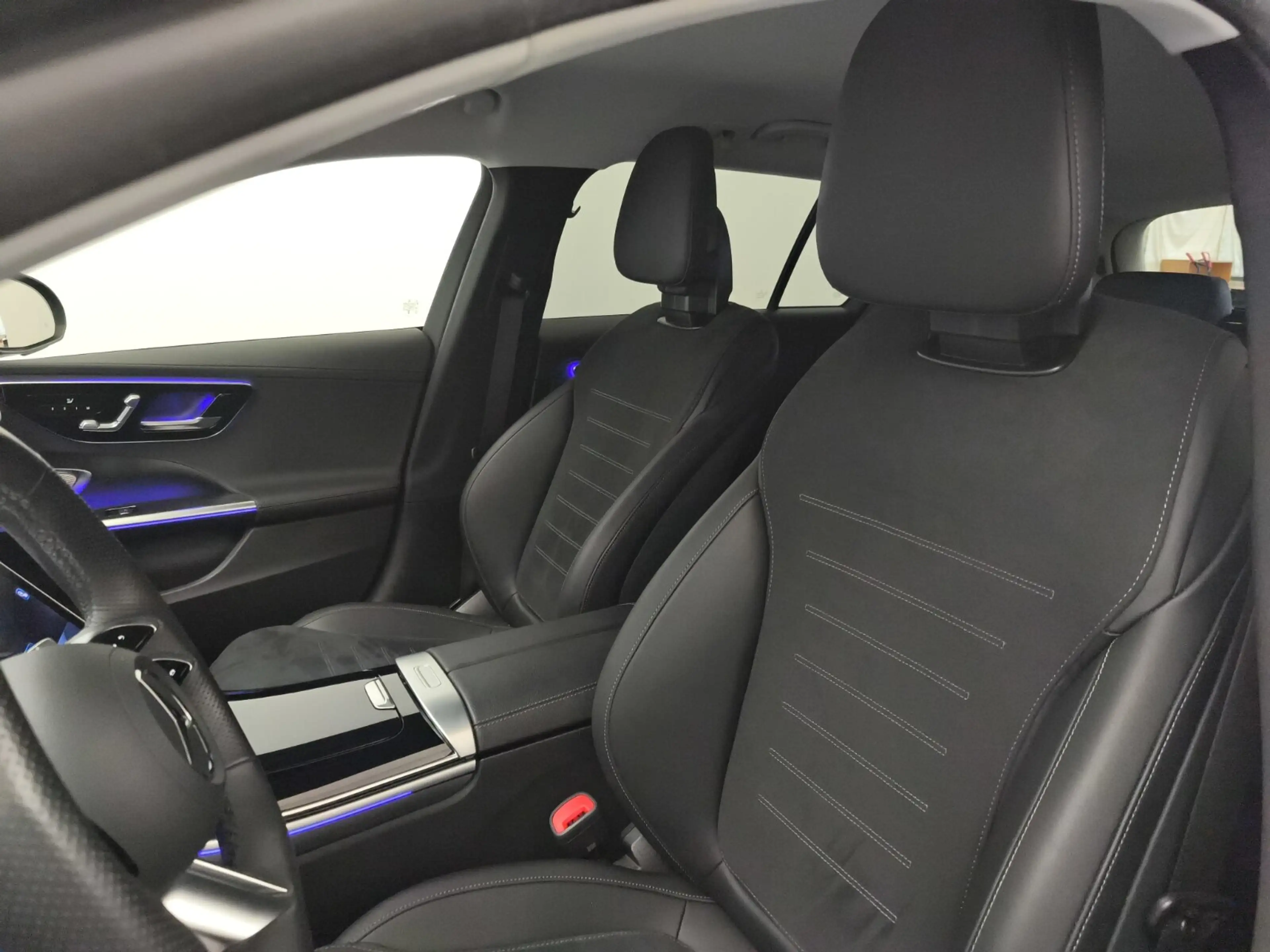 Mercedes-Benz C 300 C 300 T d AMG Advanced+ FahrassiPlus Burmester LED — photo 20