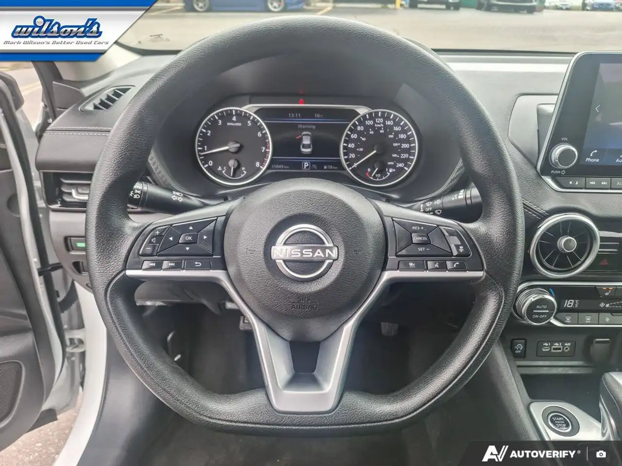 Nissan Sentra снимка Nissan Sentra