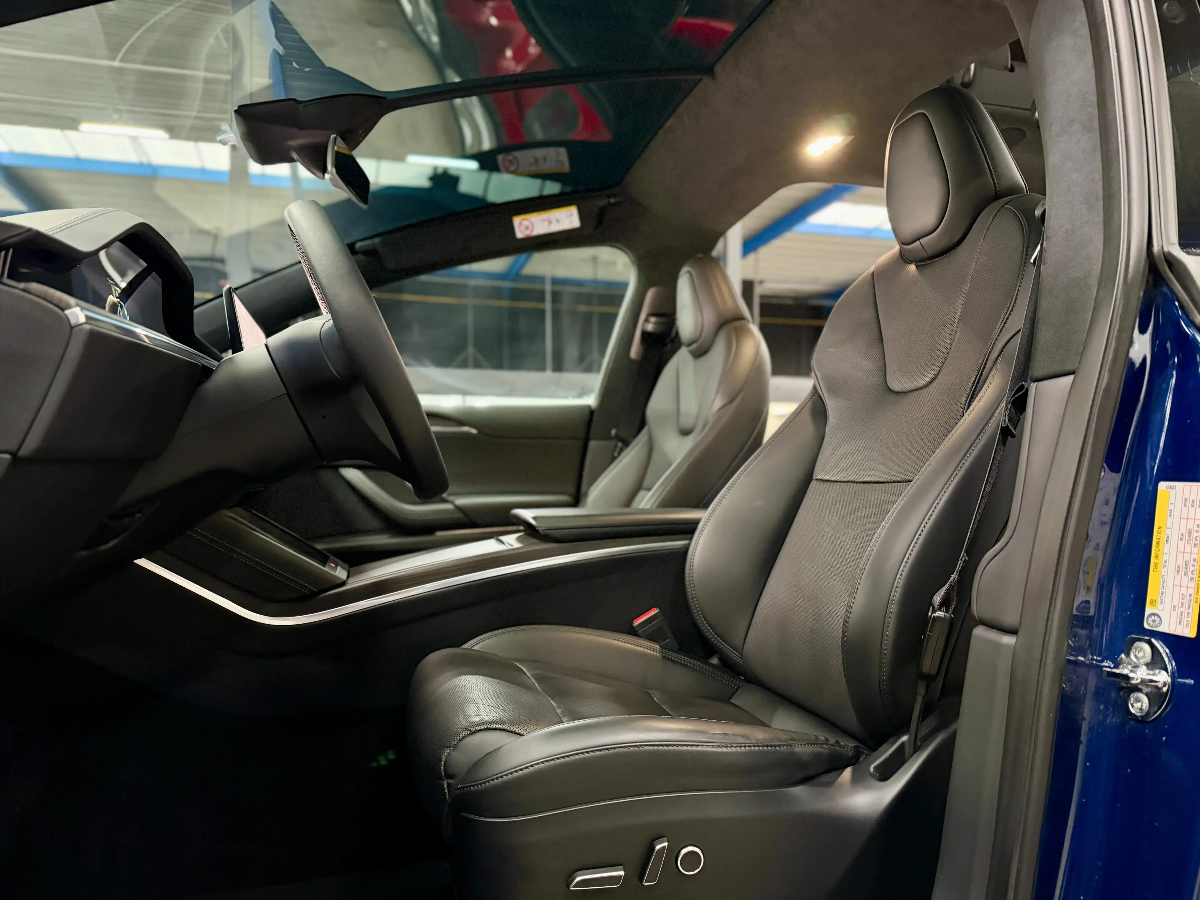 Tesla Model X FACELIFT - LONG RANGE - PPF FULL - ENHANCED AP — photo 13