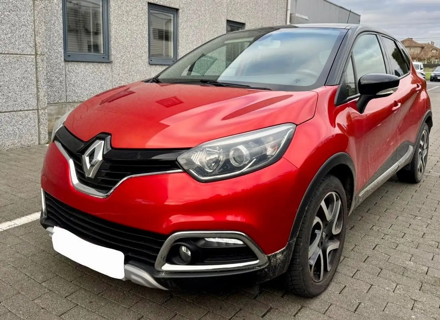 Renault Captur 1,5 DCI 90CH CUIR / RADAR AR / GPS / EN ARRIVAGE Rouge - 1