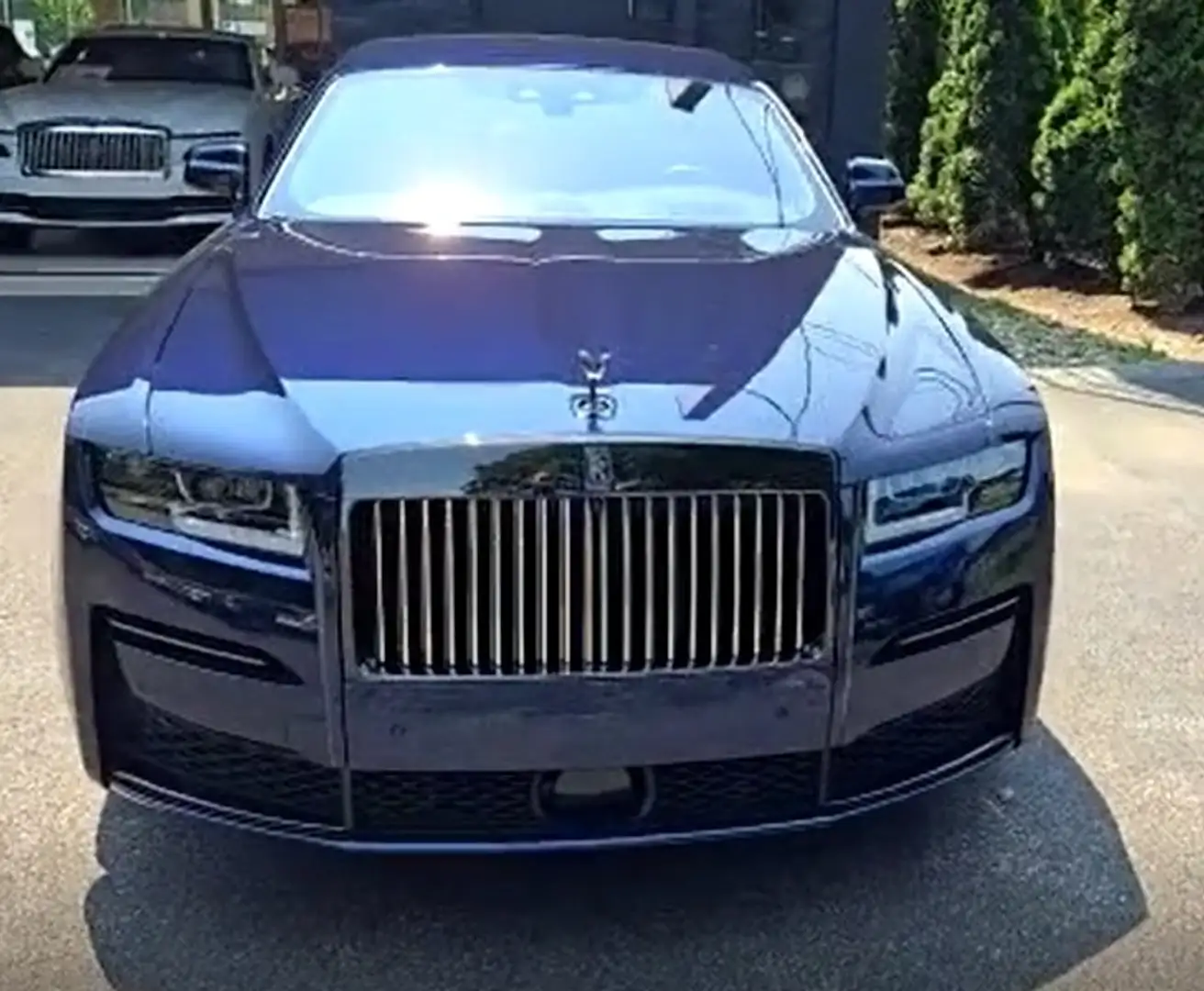 Rolls-Royce Ghost Black Badge Синій - 2