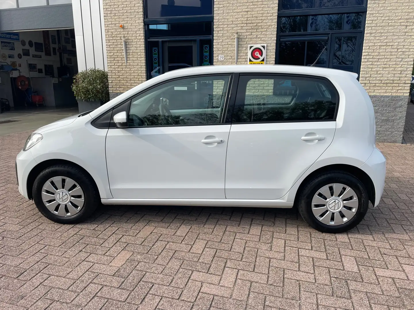 Volkswagen up! 1.0- NL geleverd- NAP- zuinig rijden Wit - 2