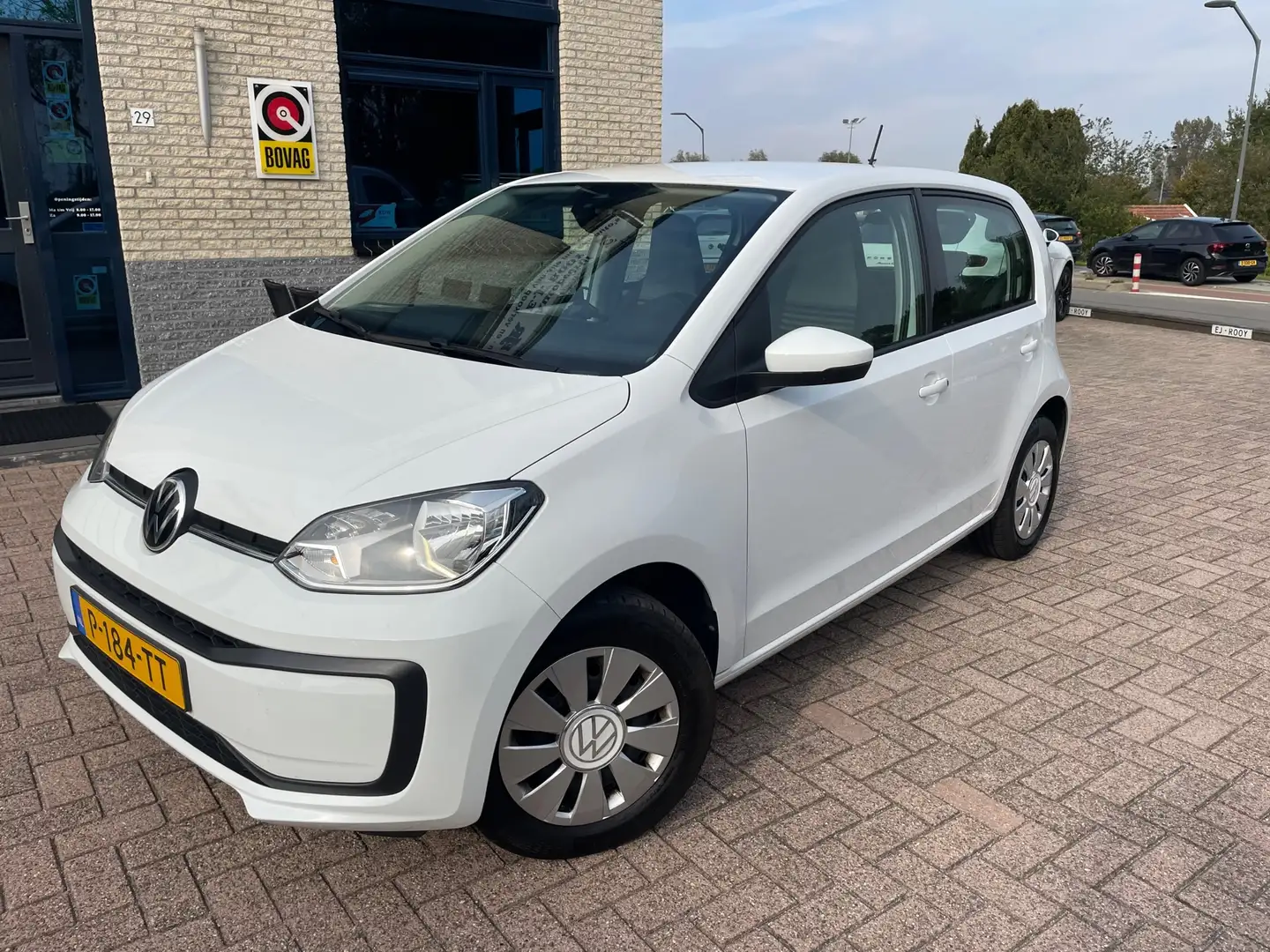 Volkswagen up! 1.0- NL geleverd- NAP- zuinig rijden Wit - 1