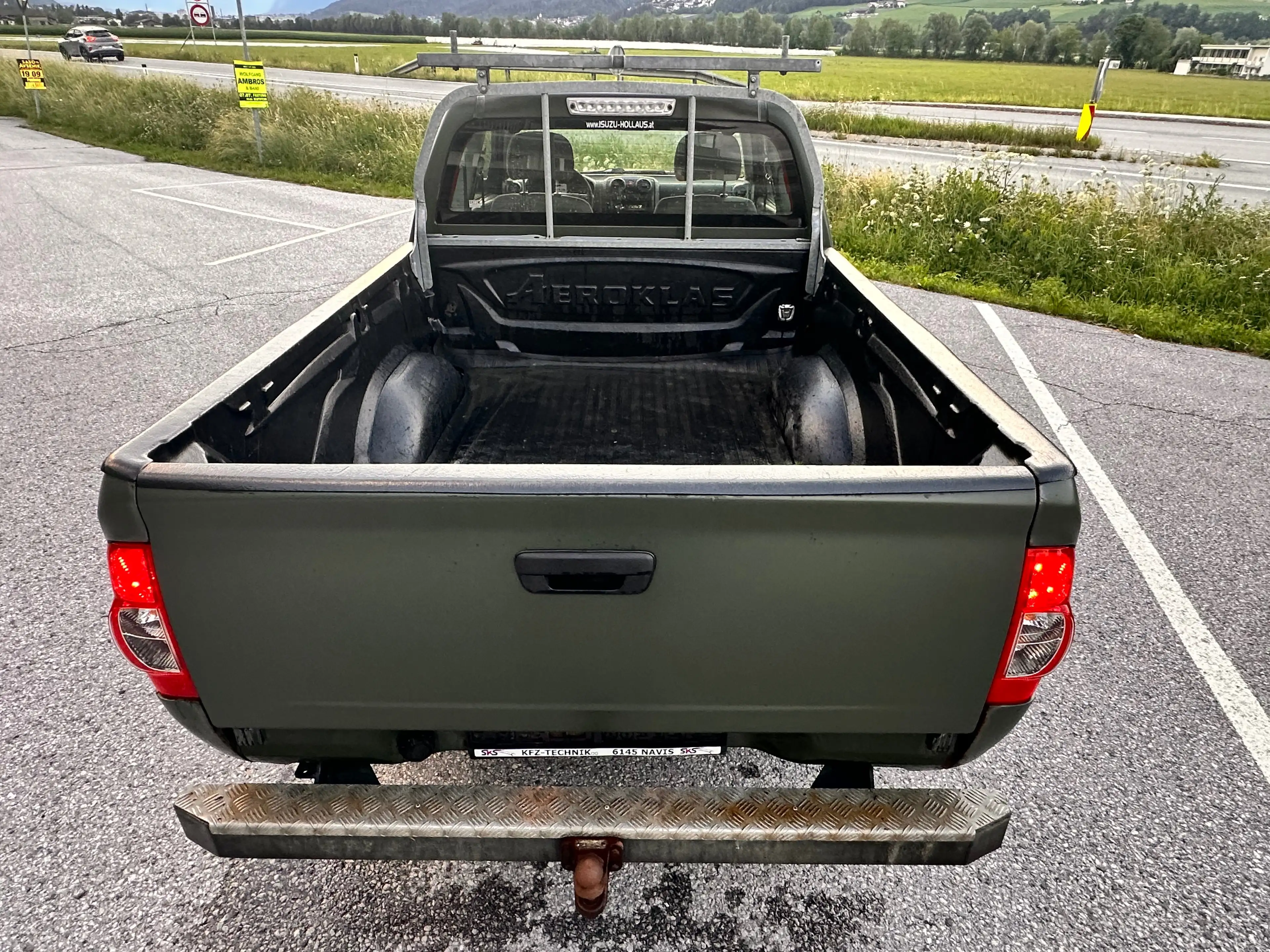 Isuzu D-Max Single Cab / PickUp / Allrad / Matt Grün — photo 14