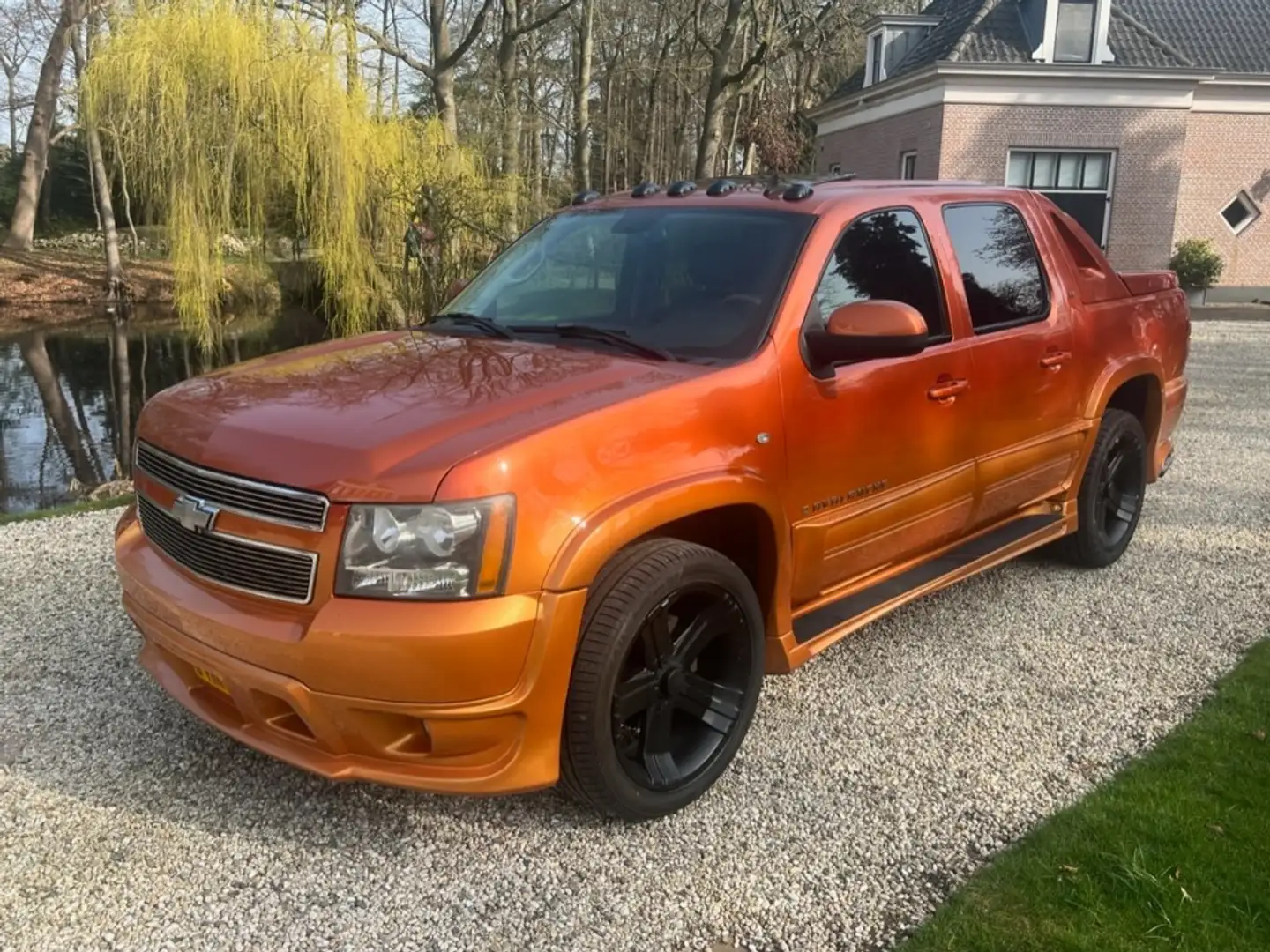 Chevrolet Avalanche 5.3 V8 4x4 Southern Comfort #UNIEK Naranja - 1