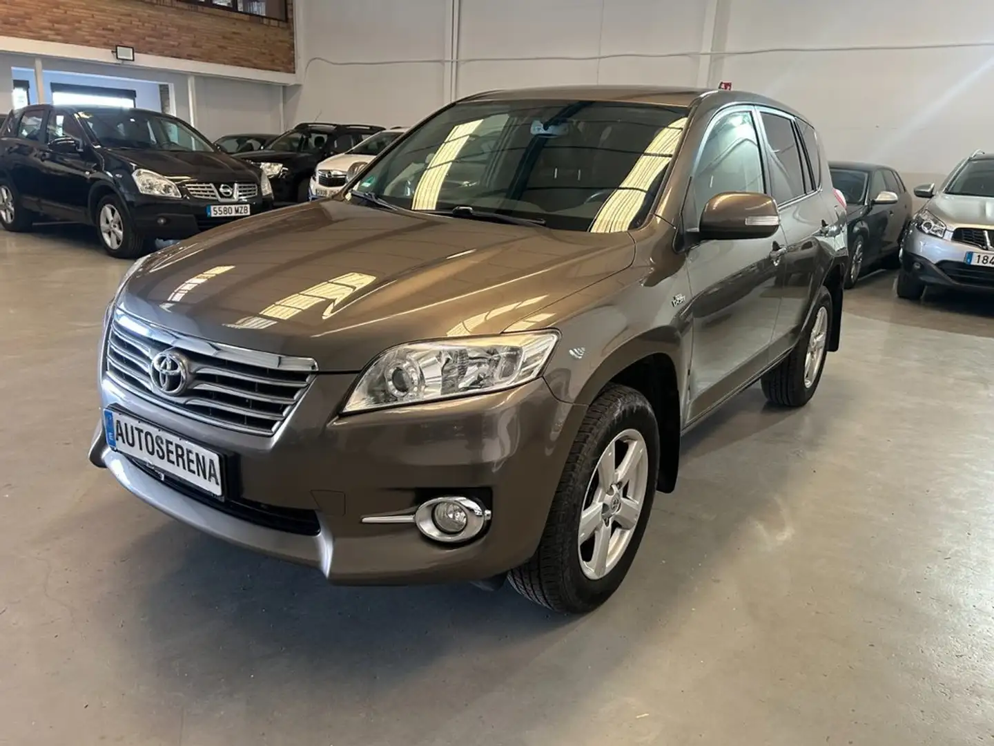 Toyota RAV 4 2.2 D-D-CAT Execut.Cross Sp.Autodr.S 4x4 Brun - 2