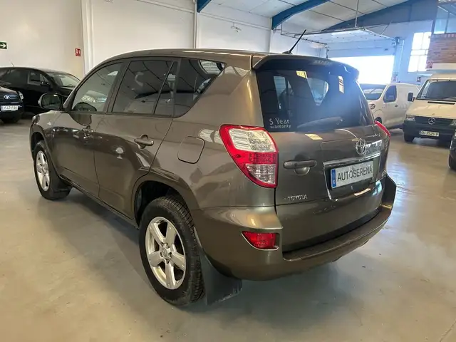 Toyota RAV 4 2.2 D-D-CAT Execut.Cross Sp.Autodr.S 4x4