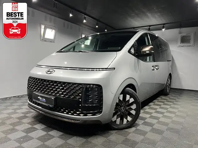 Hyundai Staria main image