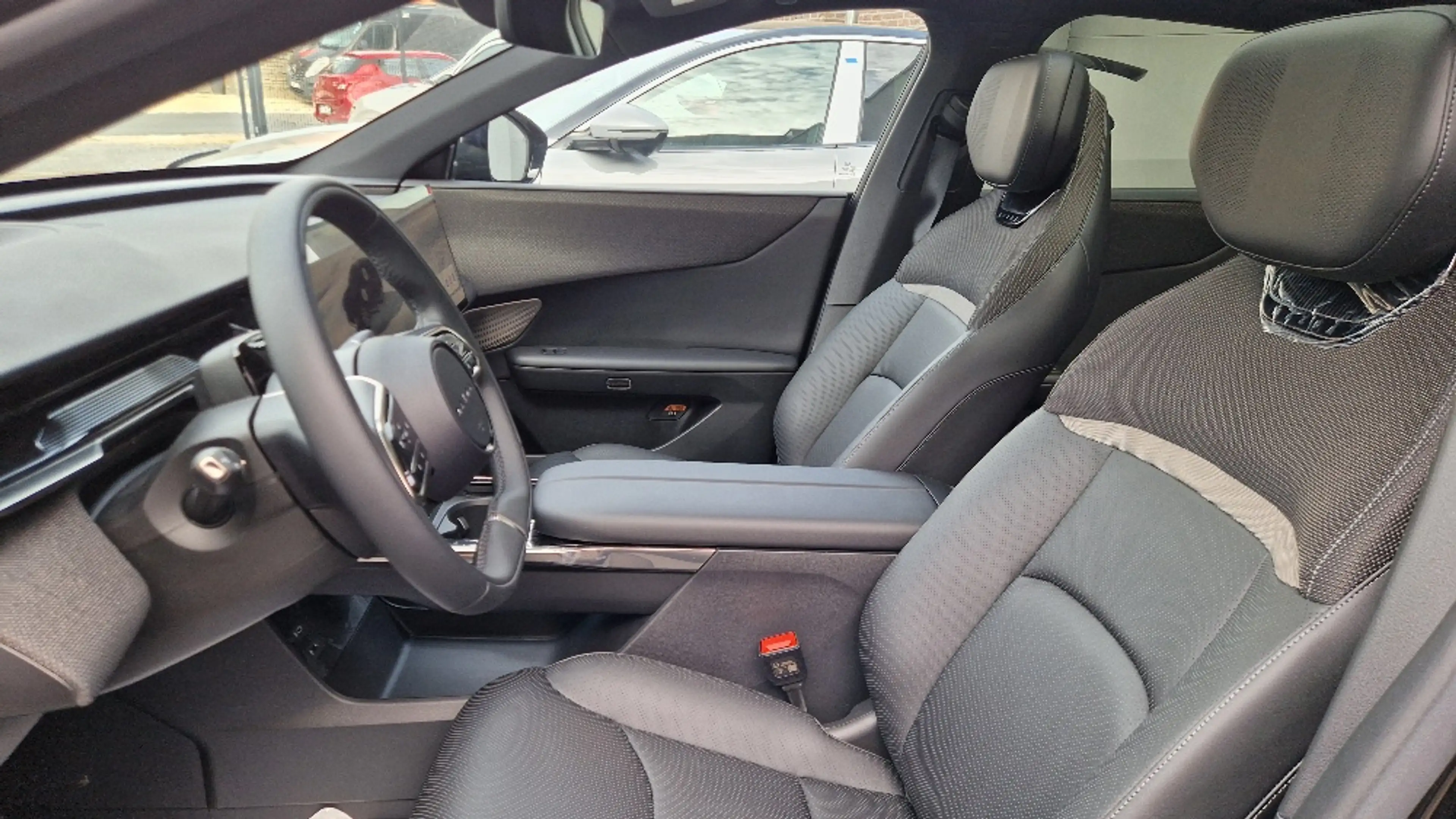 Mazda CX-6e CX-6e 78 kWh Takumi — photo 8