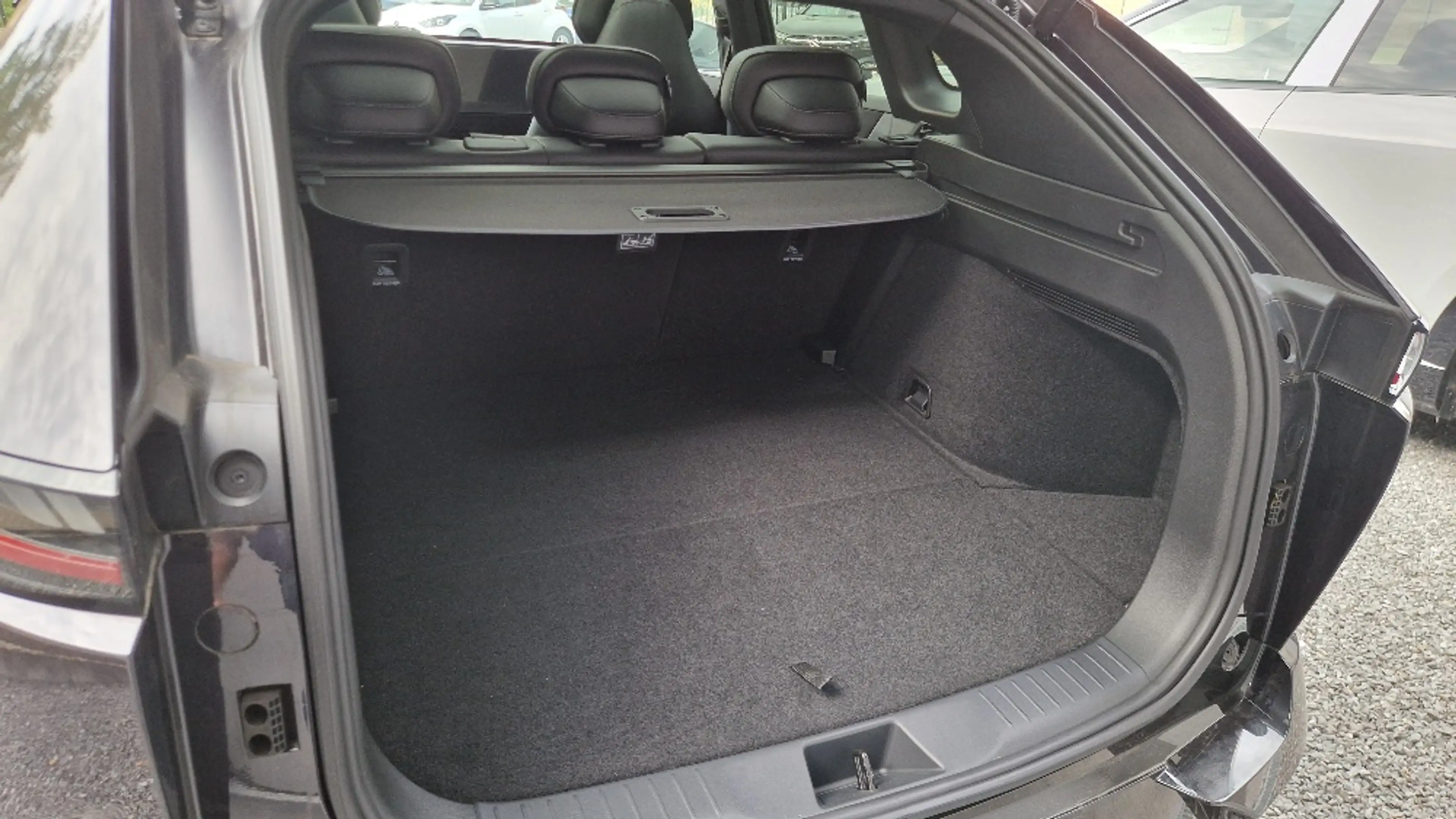 Mazda CX-6e CX-6e 78 kWh Takumi — photo 13