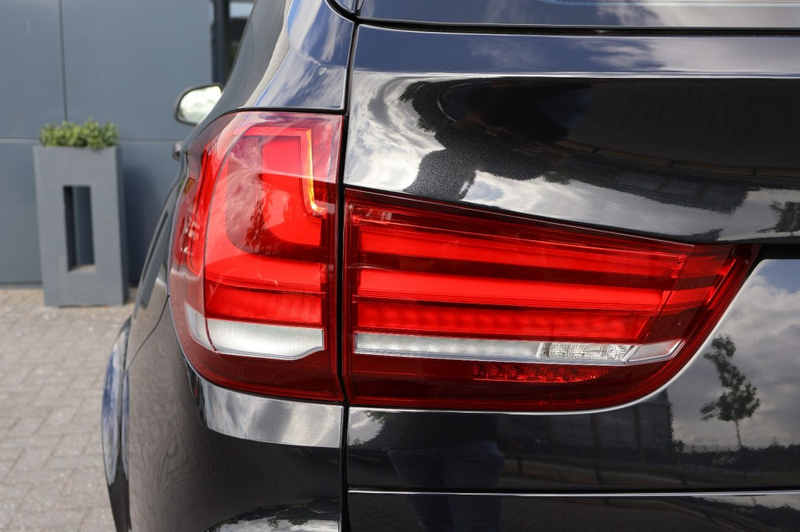 BMW X5 xDrive 35i High Executive / Panodak /Leer/ Trekhaa — photo 12