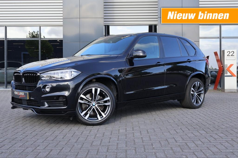 BMW X5 xDrive 35i High Executive / Panodak /Leer/ Trekhaa