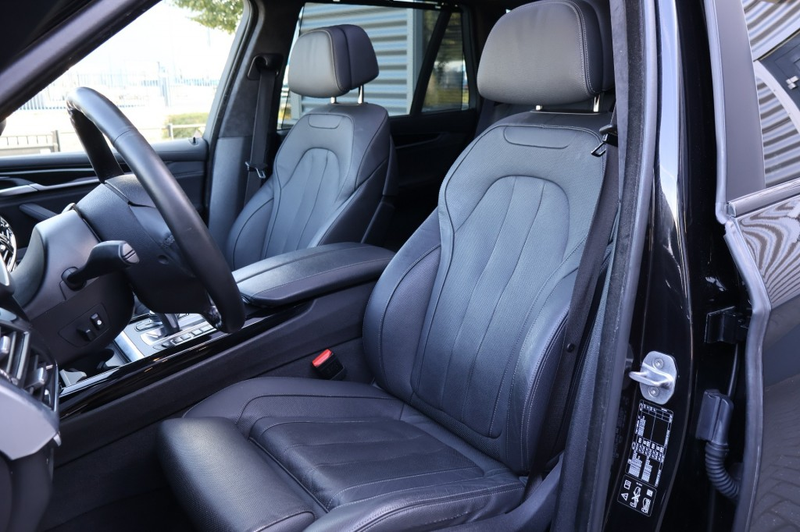 BMW X5 xDrive 35i High Executive / Panodak /Leer/ Trekhaa — photo 3