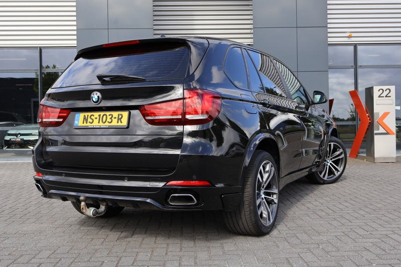 BMW X5 xDrive 35i High Executive / Panodak /Leer/ Trekhaa — photo 9