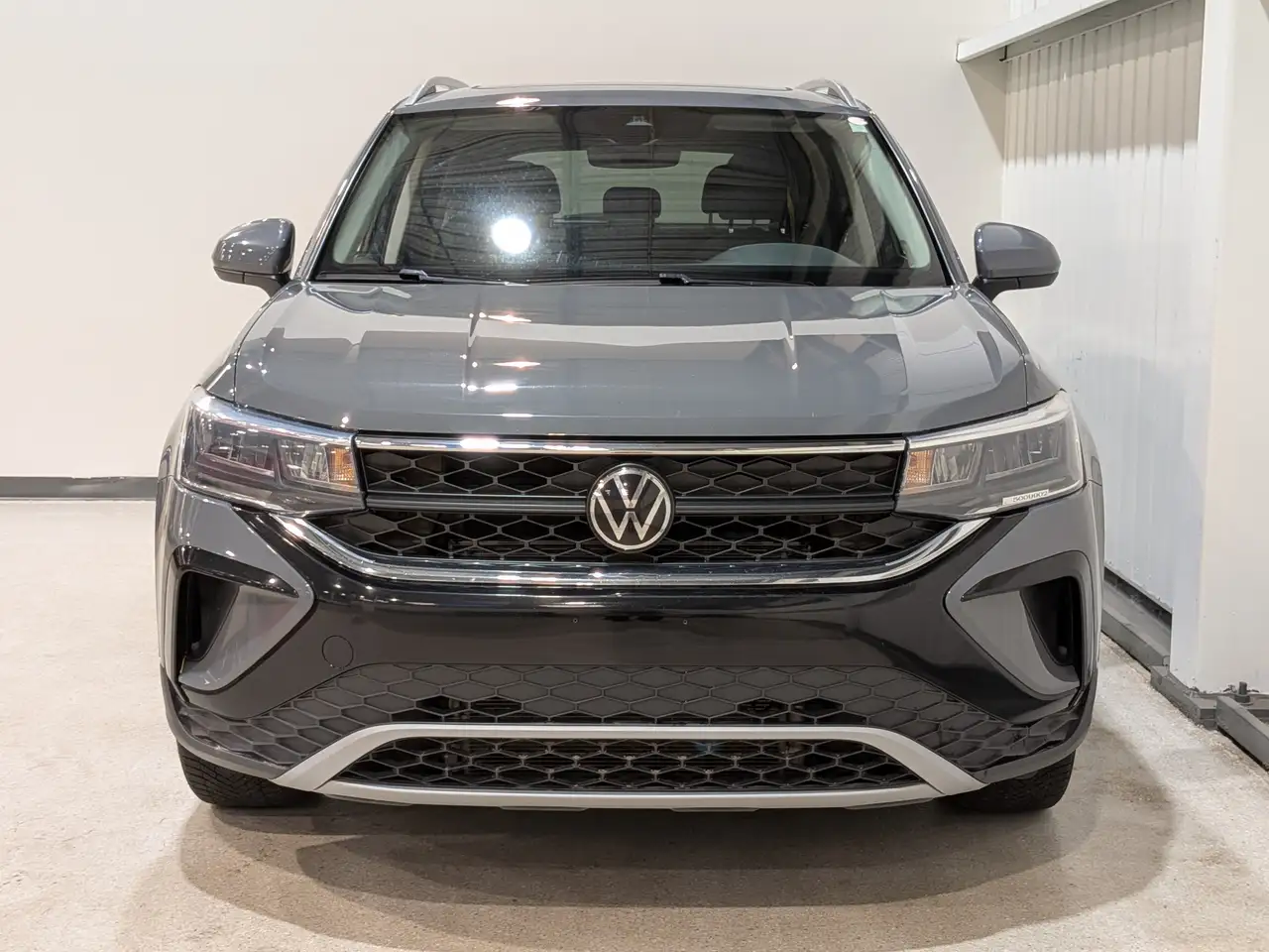 Volkswagen Taos снимка Volkswagen Taos