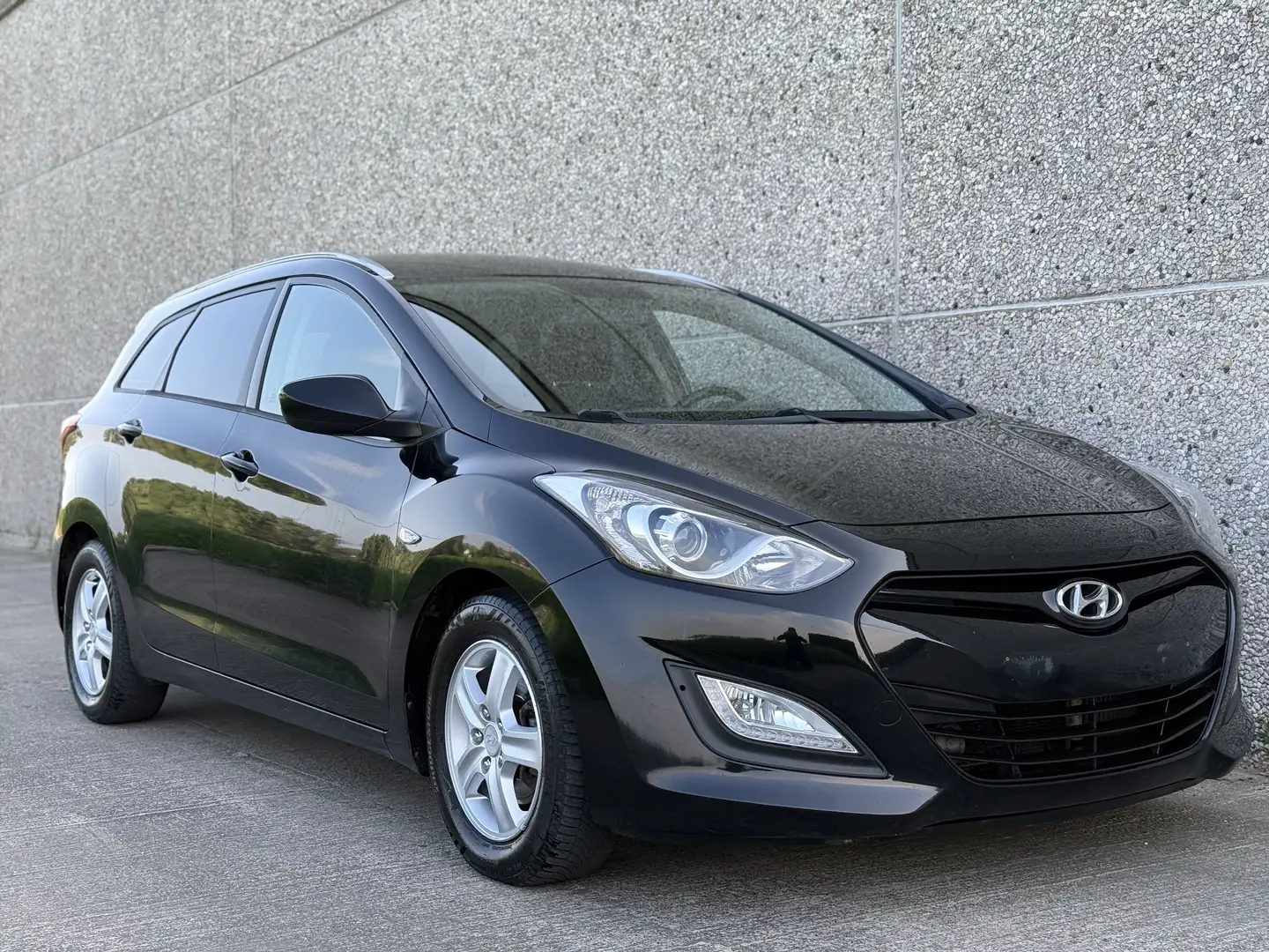Hyundai i30 1.4d Airco Cd/Radio 5 Pl. Euro 5b Top Staat - 2