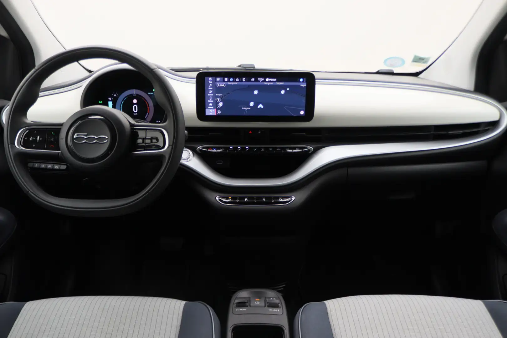 Fiat 500e Icon 42 kWh Virtual Cockpit, Climate, Camera, Appl Wit - 2