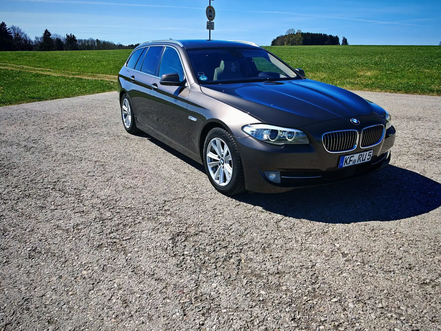 BMW 525 BMW 525d 3.0L 6-Zylinder – Top gepflegt! Kahverengi - 2