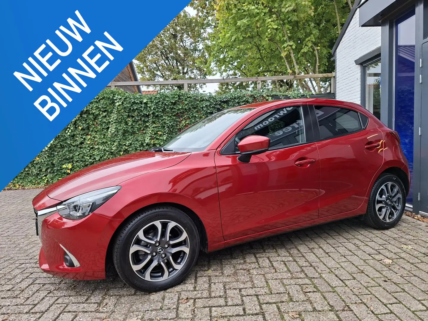 Mazda 2 1.5 Skyactiv-G GT-M Apple/Android, dealer onderhou Rouge - 1