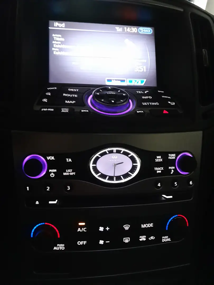 Infiniti G37 3.7i V6 S Premium Чорний - 2