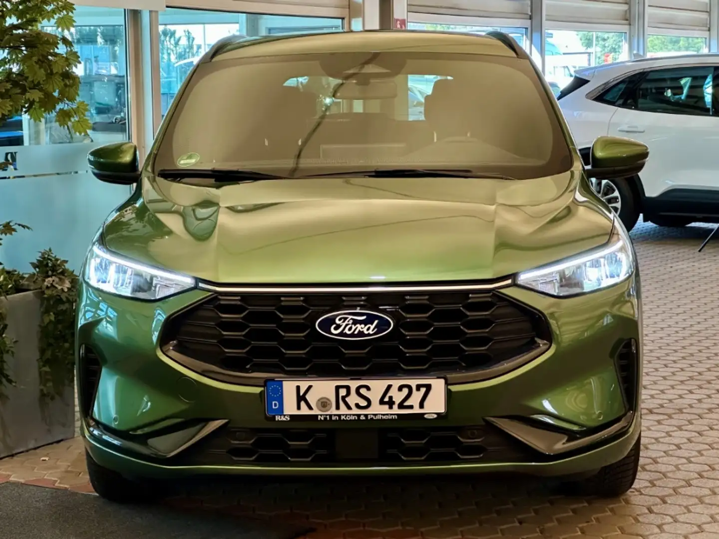 Ford Kuga ST-Line+Kamera+Key-Free+Winter-P.+Navi Grün - 2