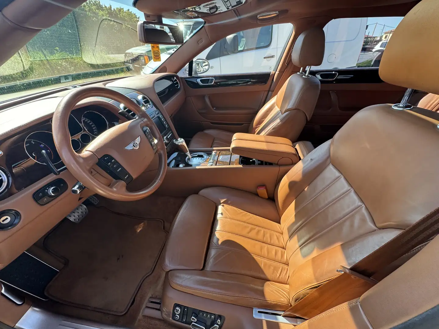 Bentley Continental Flying Spur 6.0 Grau - 2