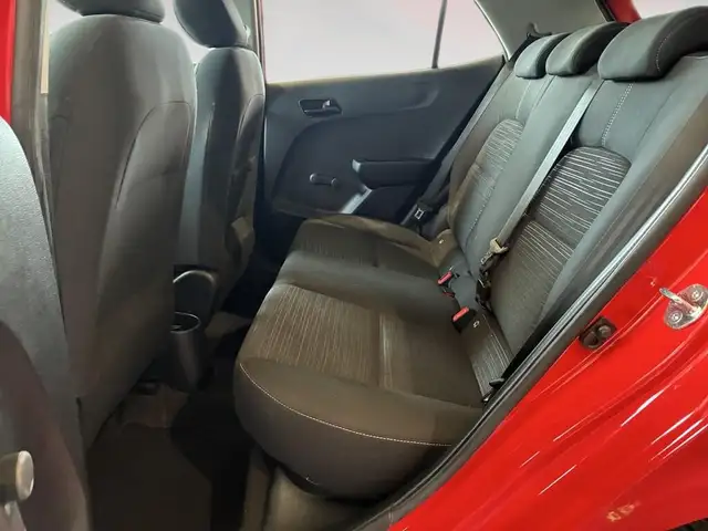 Kia Picanto view 8