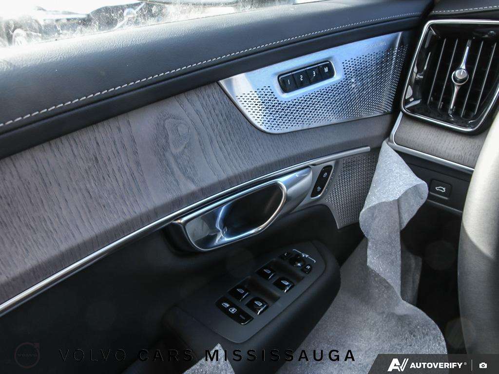 2026 Volvo XC90 B6 AWD Ultra Bright Theme 6-Seater thumb 44