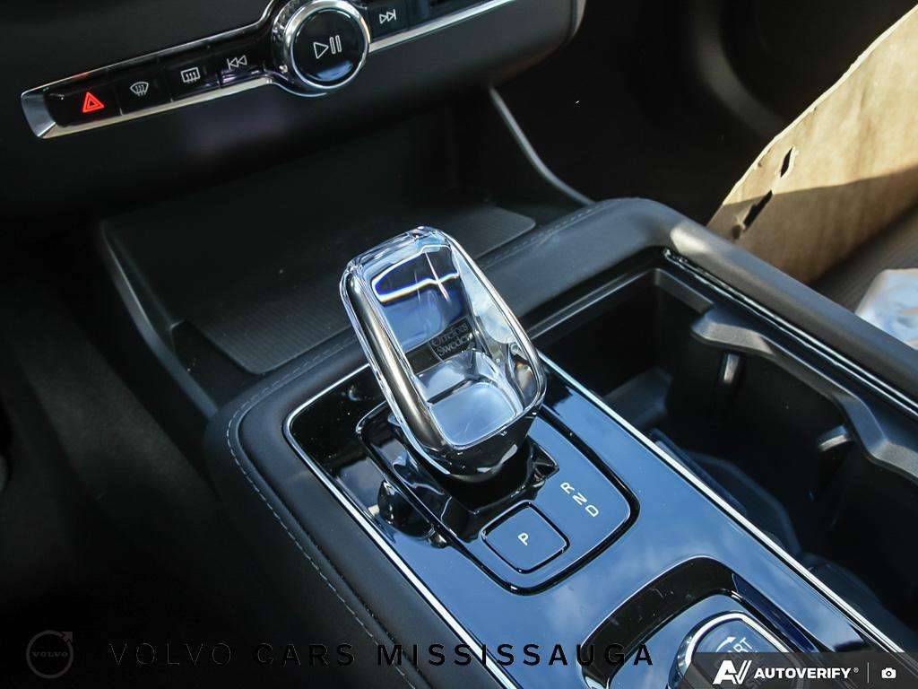 2026 Volvo XC90 B6 AWD Ultra Bright Theme 6-Seater thumb 46