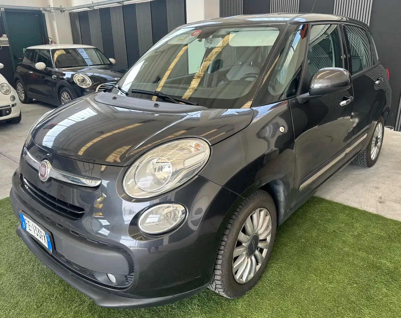Fiat 500L Living 1.3 mjt Lounge 85cv Gris - 2