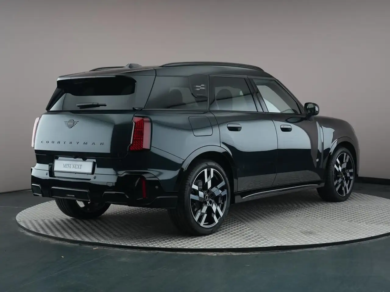 MINI John Cooper Works Countryman 2026 — фото 10