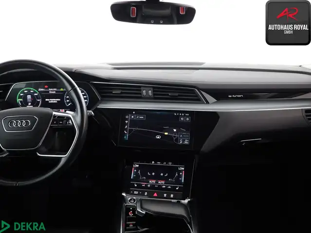 Audi E-Tron view 9